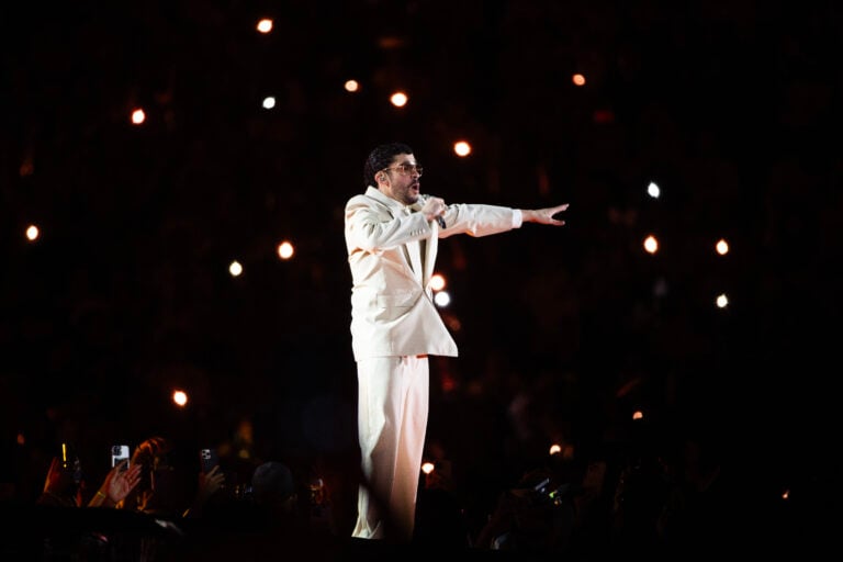 Bad Bunny enciende Santo Domingo con un debut explosivo en el inicio de su gira mundial