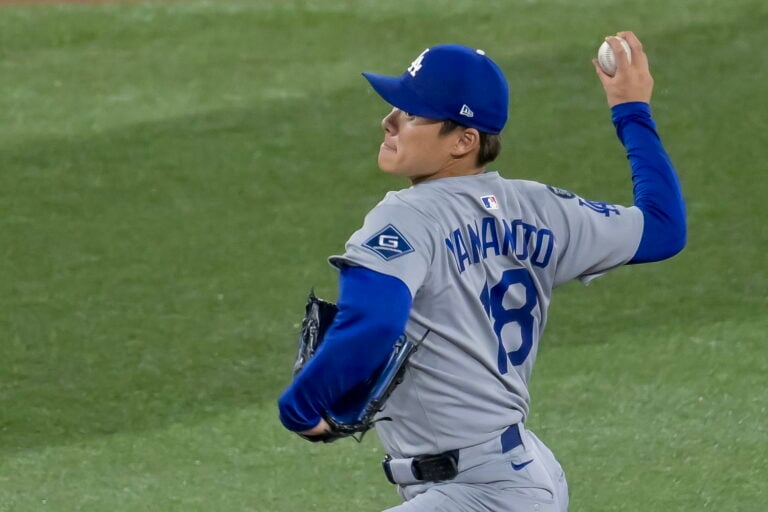 Yamamoto hace historia con los Dodgers y se corona Jugador Más Valioso de la Serie Mundial