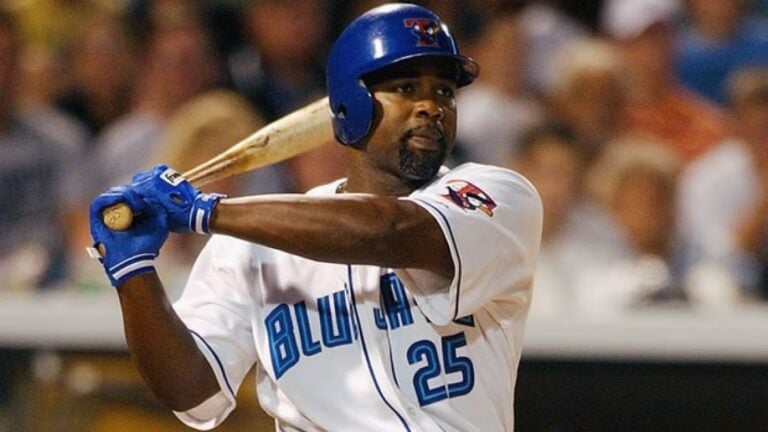 Cámara reconoce a Carlos Delgado por su nominación al Salón de la Fama del Béisbol 2026