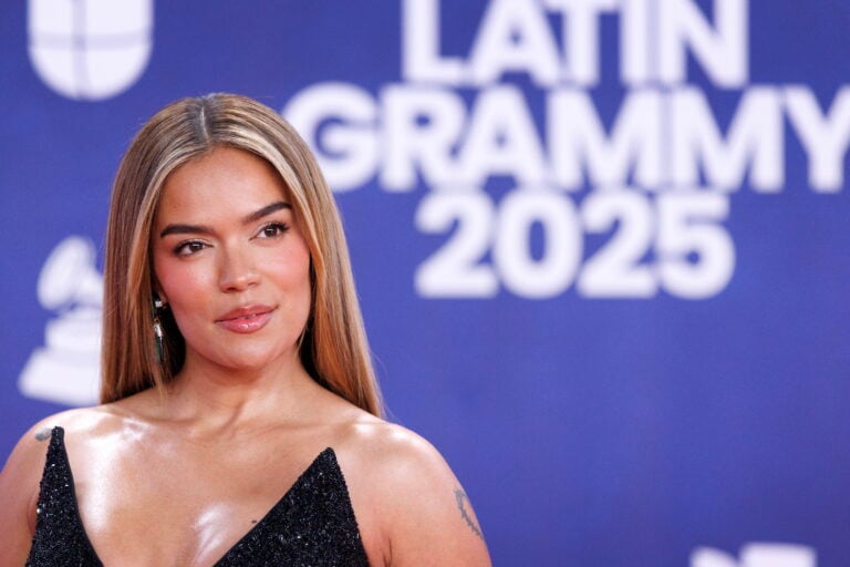 Karol G gana Canción del Año y envía mensaje sobre amor propio