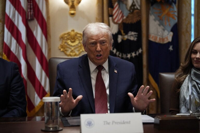 Polémica por la ola de indultos de Trump: perdones a narcotraficantes, políticos y aliados estratégicos