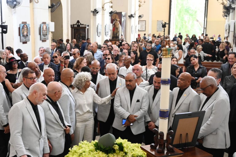Puerto Rico despide a Rafael Ithier en una emotiva ceremonia en la Catedral de San Juan