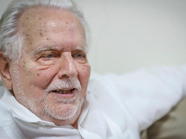 “A la lucha y a la victoria”: Rubén Berríos se despide de la docencia con mensaje político