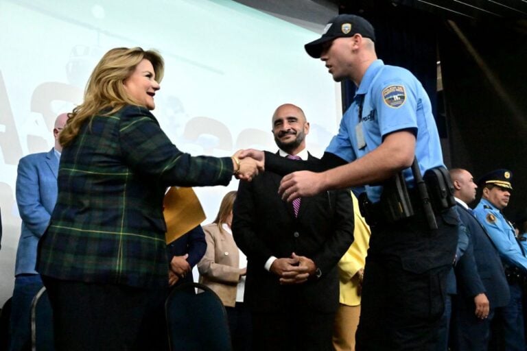 Firman amnistía con 40% de descuento en multas de tránsito en Puerto Rico
