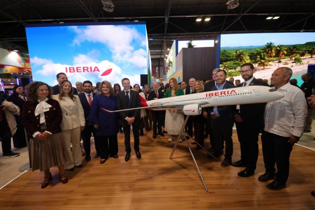 Iberia suma más de 31,000 asientos entre Madrid y San Juan para 2026