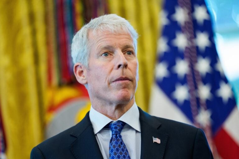 Visita histórica y polémica: jefe energético de EE.UU. llega a Venezuela en medio de tensión y reforma petrolera