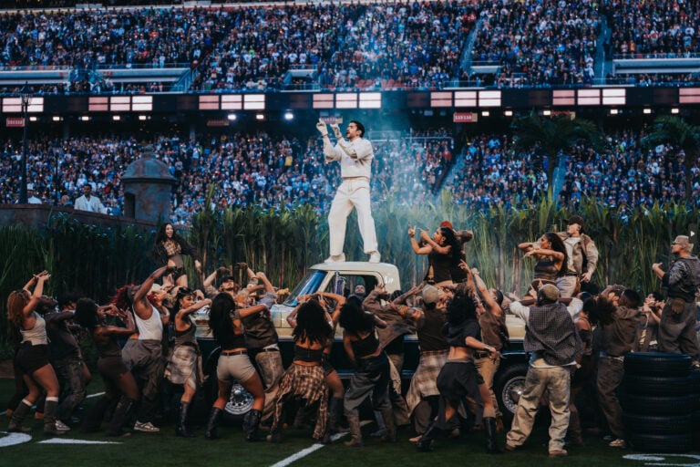 “Si hoy estoy aquí es porque nunca dejé de creer en mí”; Bad Bunny hace historia en el Super Bowl