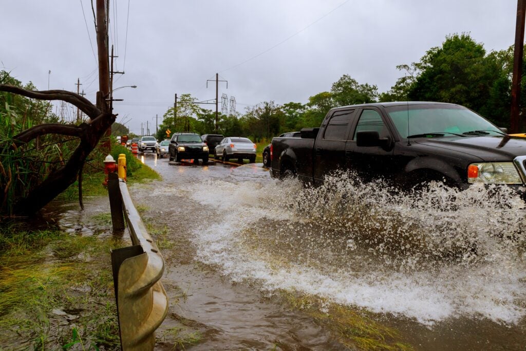 Seguirá la lluvia advierte Meteorología