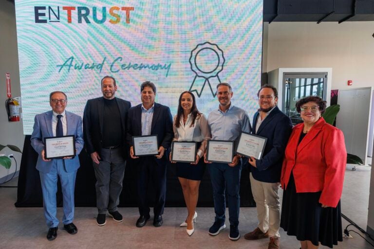 EnTRUST Life Sciences Accelerator otorga $375,000 a proyectos científicos en Puerto Rico