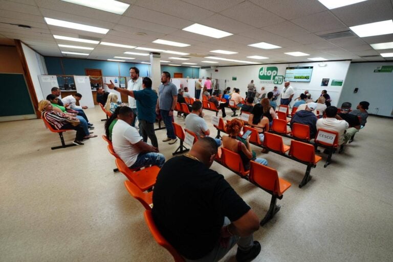 DTOP extiende vigencia de licencias y marbetes hasta el 30 de abril
