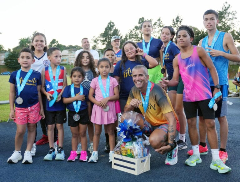 Fundación de Miguel Cotto reúne a cientos en fogueo 5K en Aibonito