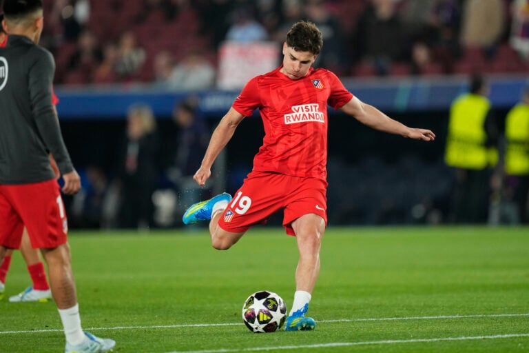 Kounde y Lewandowski, titulares en el Barça; cinco habituales regresan en el Atlético