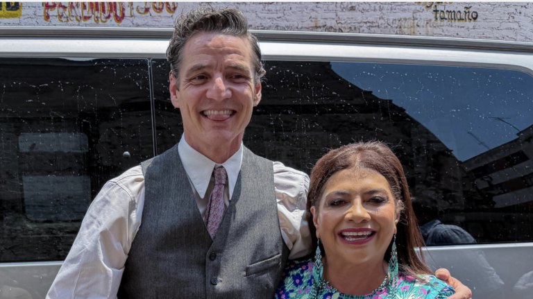 Notablemente delgado: Pedro Pascal filma en Ciudad de México