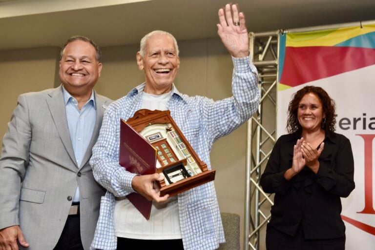 Luis Rafael Sánchez entra a la Caja de las Letras: un reconocimiento a la lengua viva del Caribe