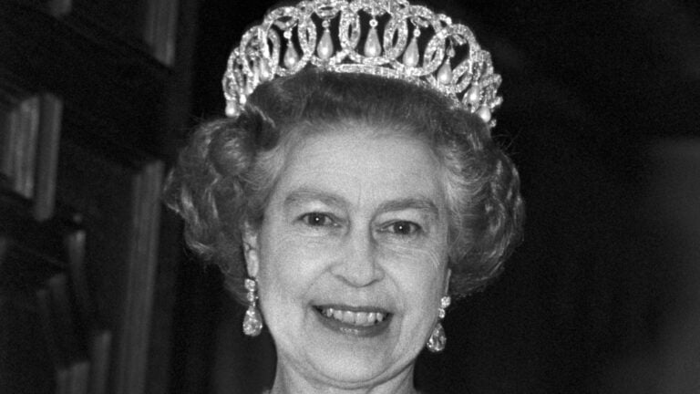 Se cumplen 100 años del nacimiento de Isabel II, la monarca que marcó una era