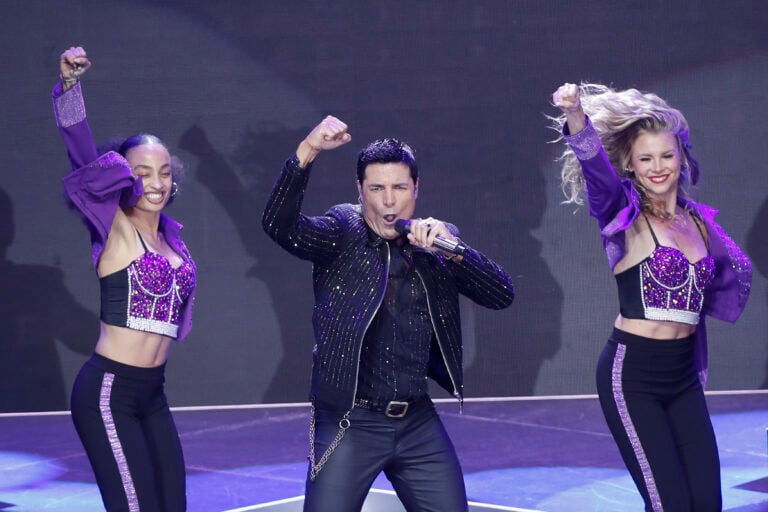 Chayanne enciende México con su gira “Bailemos Otra Vez”