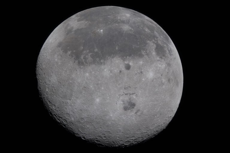 Artemis II rompe récord histórico: astronautas alcanzan la mayor distancia desde la Tierra