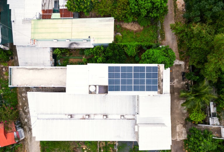 Critican cambios en la factura de luz: advierten que algunos hogares podrían pagar más