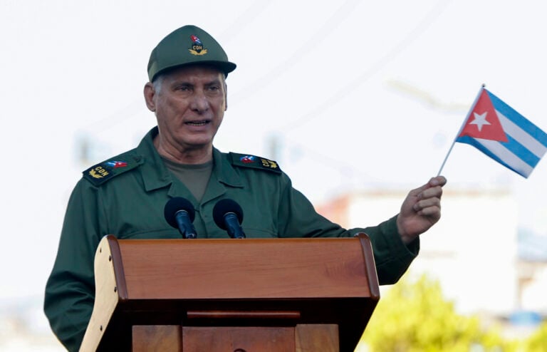 Cuba tacha de «acción política, sin basamento jurídico» la acusación de EEUU contra Castro