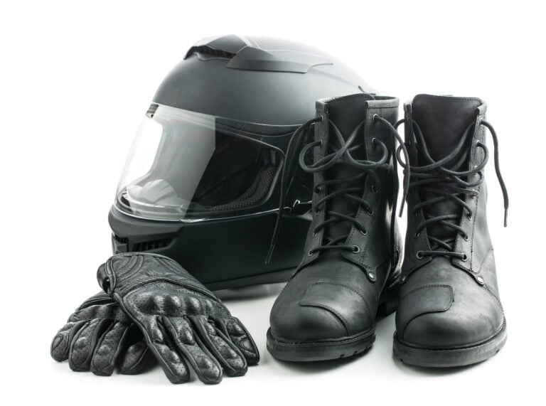 Accidente grave de motociclista en Toa Alta vuelve a poner atención sobre seguridad y equipo protector
