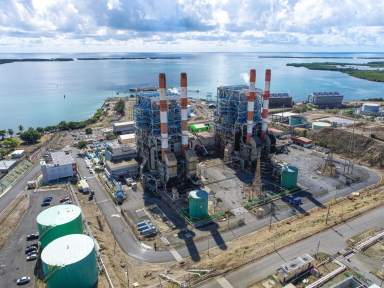 LUMA advierte posible falta de servicio esta noche por problemas en plantas generatrices