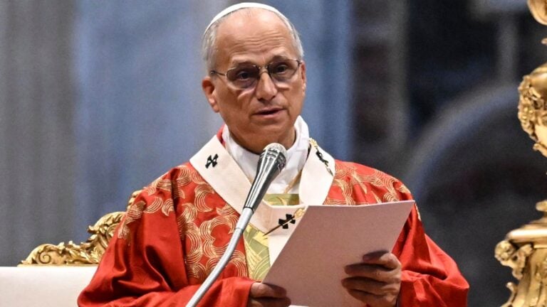Papa León XIV llama a la unidad de la Iglesia y rechaza las divisiones