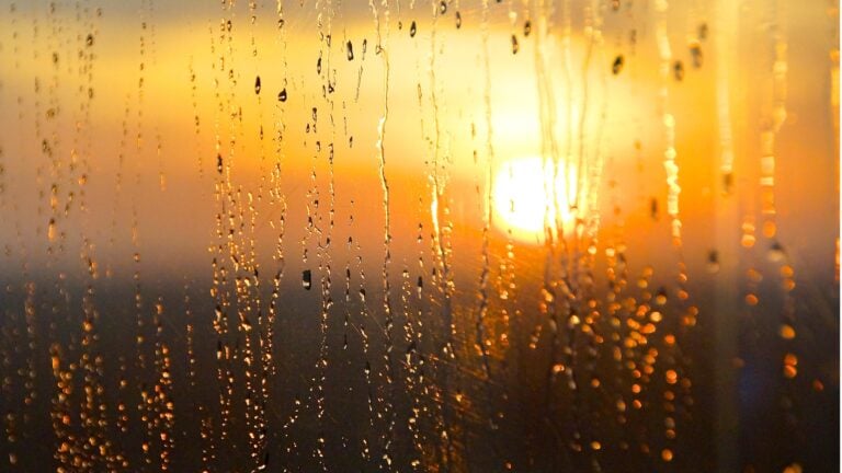 Calor intenso, tormentas y riesgo de inundaciones marcarán el inicio de la semana