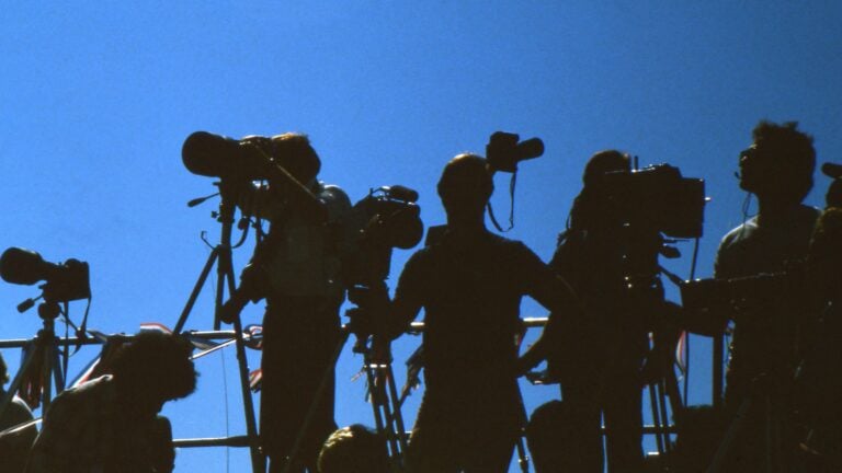 ¿Por qué la prensa sigue siendo indispensable para la sociedad? Casos que demuestran el impacto del periodismo