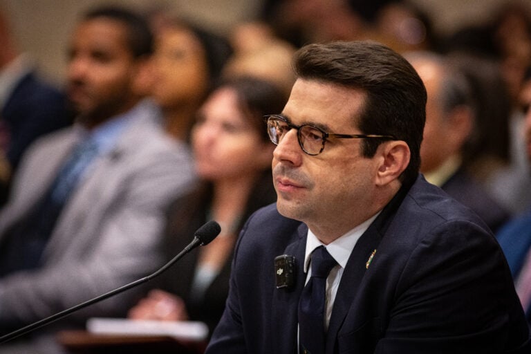 Sale Francisco Domenech como secretario de la Gobernación en medio de la investigación del FEI