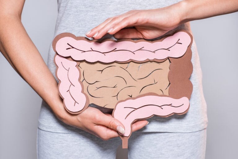 ¿Estoy en riesgo? Lo que debe saber sobre el brote de ciclosporiasis y si representa una amenaza para Puerto Rico