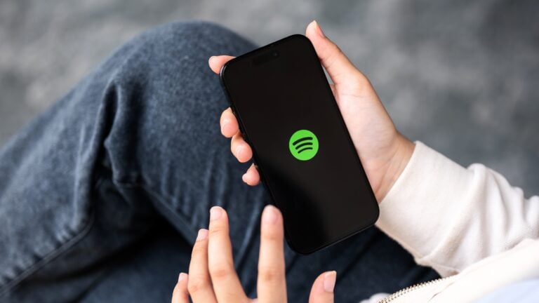 ¿Humano o inteligencia artificial? Spotify te ayudará a identificar quién está detrás de la música
