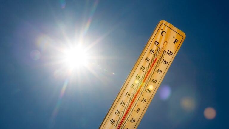¿Mucho calor y poca lluvia? Así estará el tiempo en Puerto Rico este lunes