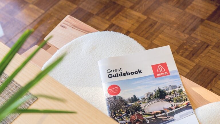 ¿Reservas por Airbnb? Ahora cada estadía ayudará a personas en emergencias