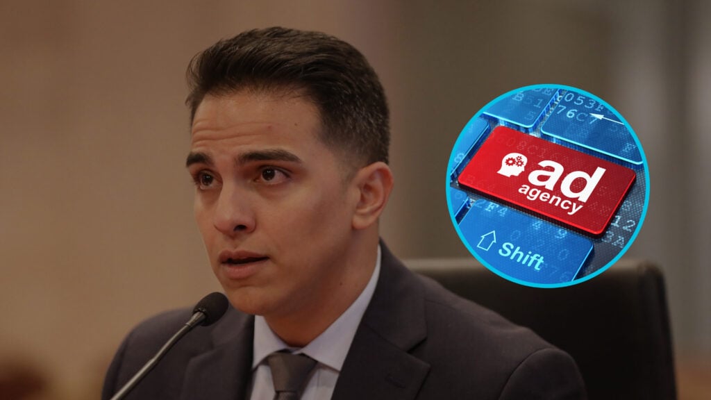 Hacienda reinicia proceso tras disputa por millonario contrato de publicidad