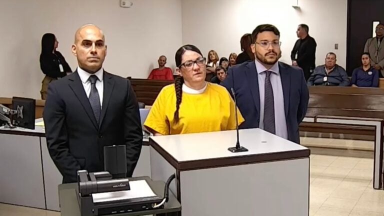 Elvia Cabrera reitera su inocencia antes de ser sentenciada a 102 años de prisión