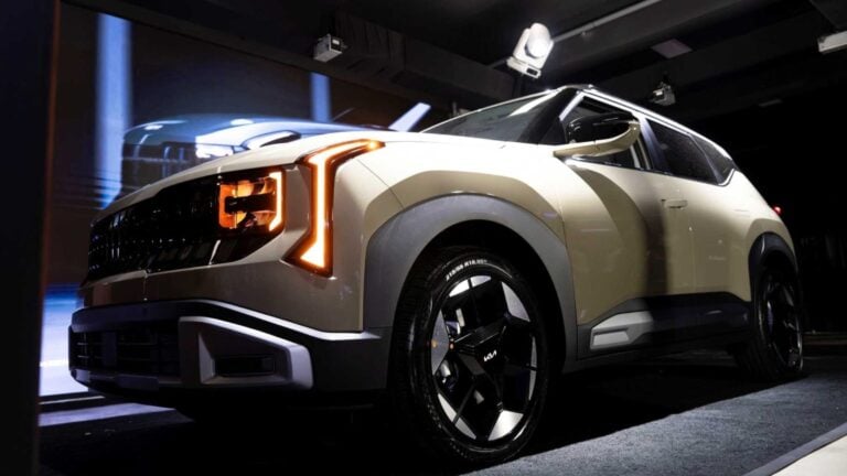 Más pantalla, espacio y tecnología: así llega la Kia Seltos 2027
